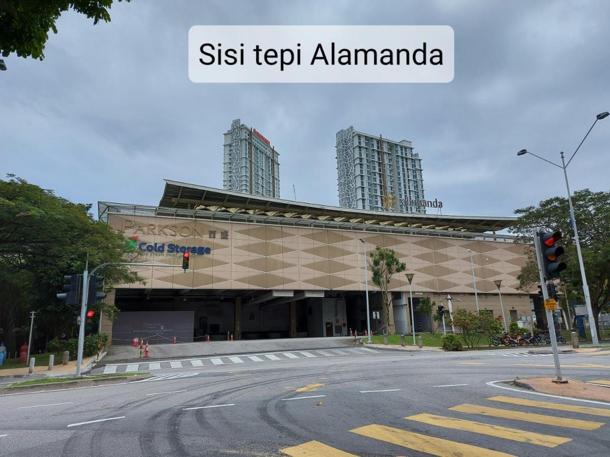 Dg Homestaymuslim Putrajaya - Near Alamanda Extérieur photo